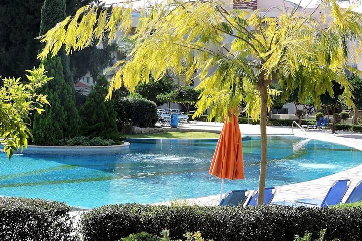 Ferienwohnung für 6 Personen, mit Balkon und Pool in Paphos