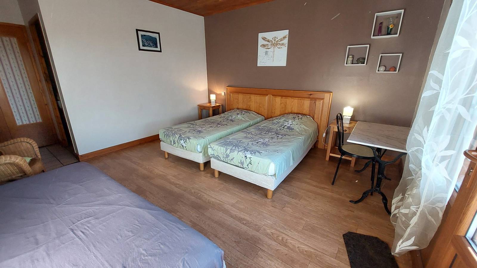 Chambres d’hôtes au cœur de la Chataigneraie - Marguerite in Ladinhac, Région d'Aurillac