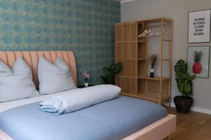 Ganze Wohnung, Delightful 3-bedroom apartment in vibrant Berlin neighborhood in Berlin Grunewald, Berlin