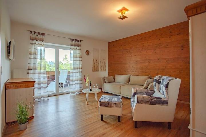 Ferienwohnung für 4 Personen, mit Balkon, mit Haustier in Lechbruck am See