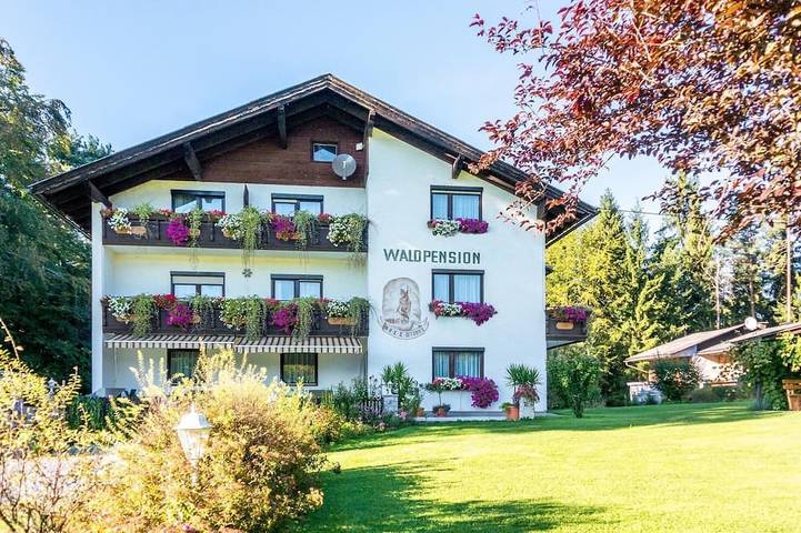 Ferienhaus für 24 Personen, mit Garten und Balkon - 1