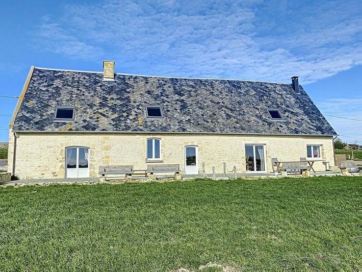 Gîte pour 12 personnes, avec jardin et terrasse, animaux acceptés dans le Calvados - 2