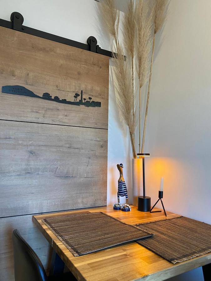 Gîte pour 2 personnes, avec jardin et terrasse dans Port de la Hume - 2