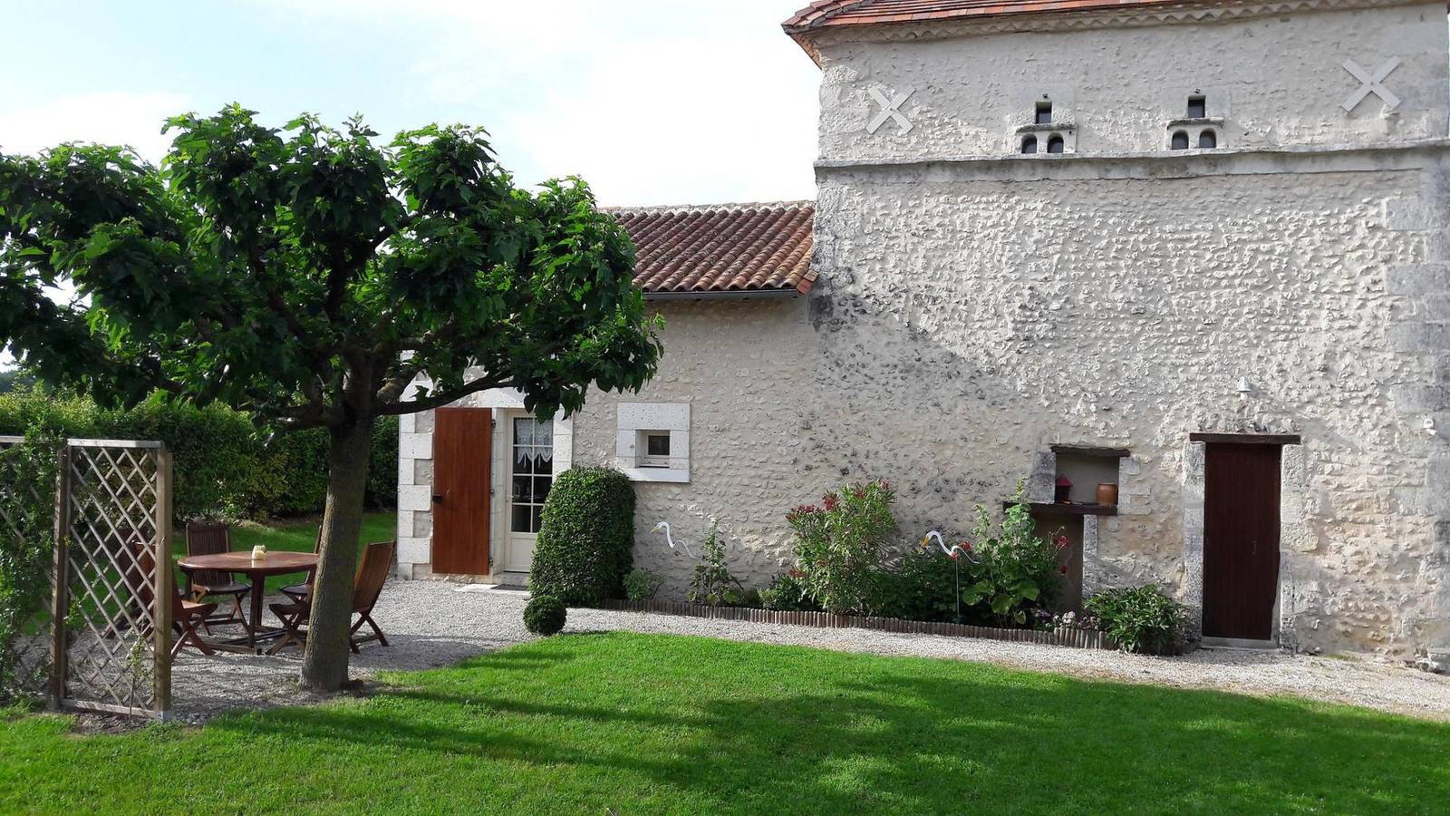 Le Pigeonnier in Saint-Romain, Charente