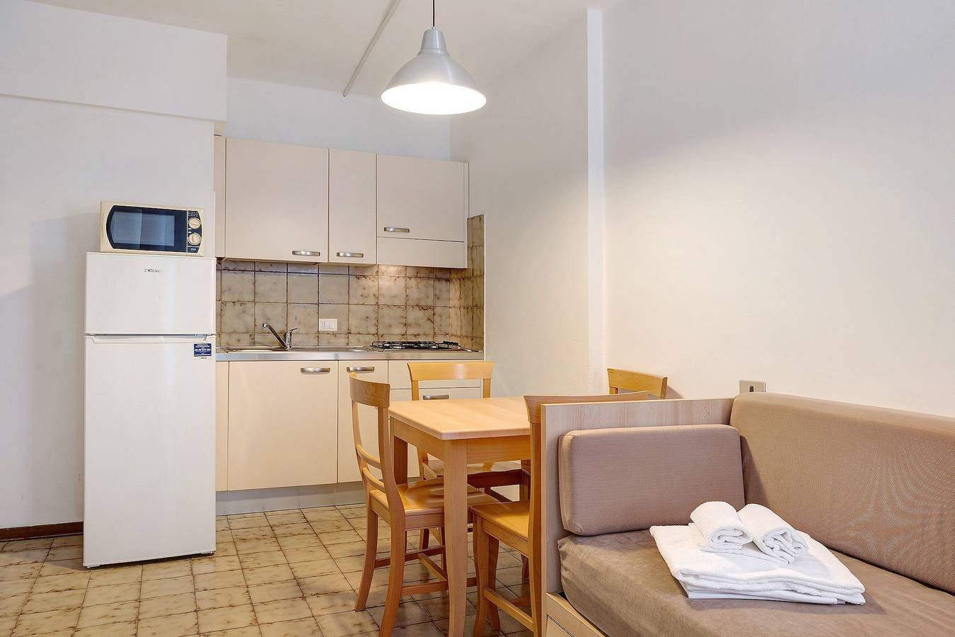 Studio entier, Studio 'Stella Maris and Beach A3' (Stella Maris et plage A3) in Pietra Ligure, Commune de Pietra Ligure