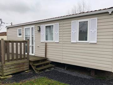 Camping pour 4 Personnes dans Houplines, Département Nord, Photo 1