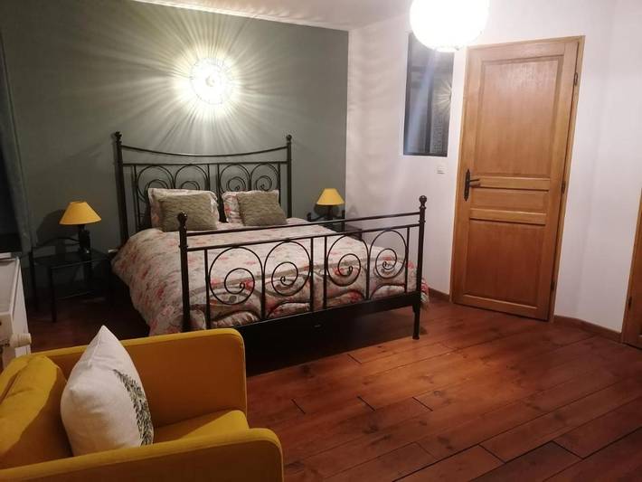 Chambre d’hôte pour 3 personnes, avec terrasse ainsi que jardin et vue à Couvin - 3