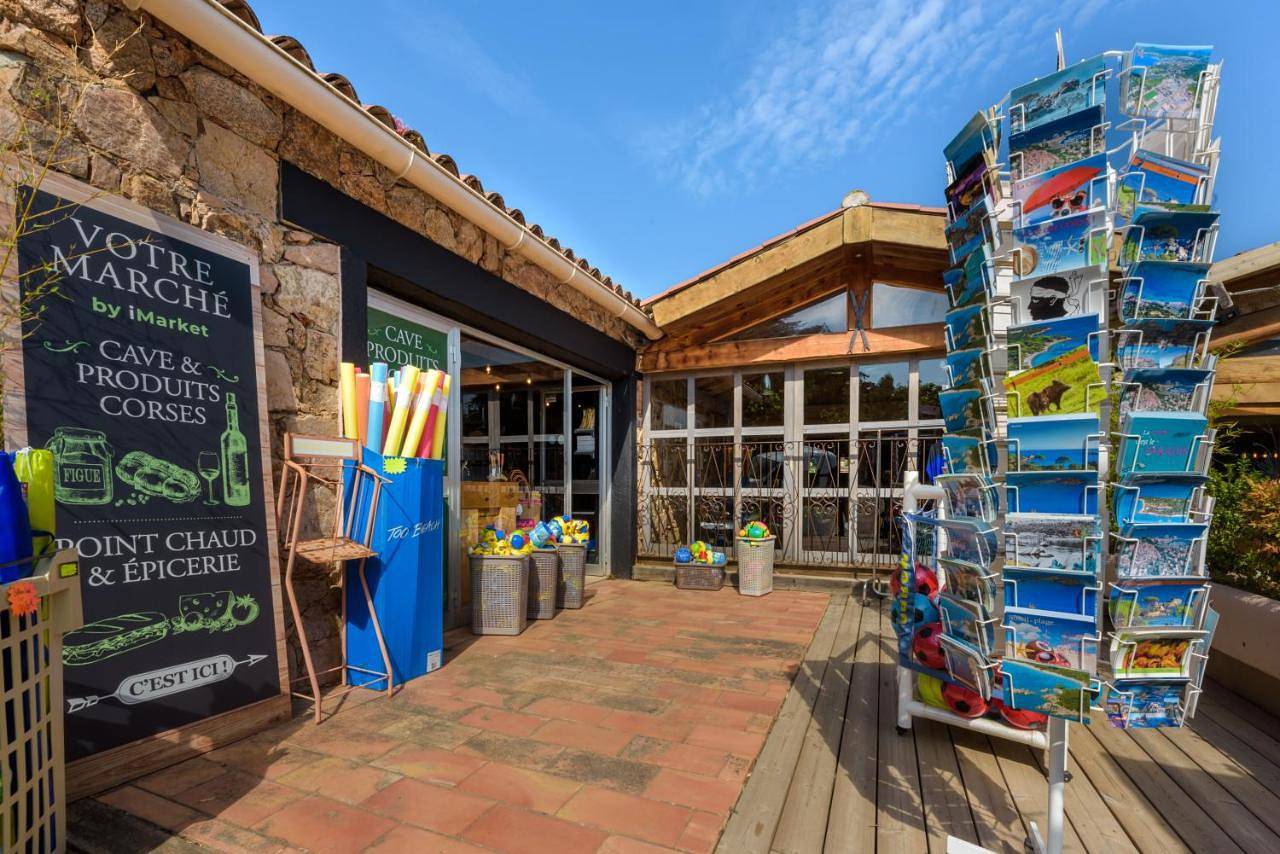 Three-Bedroom Chalet in Porto-Vecchio, Arrondissement de Sartène