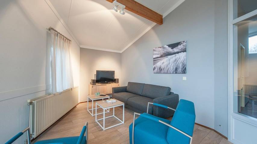 Bungalow voor 5 personen, met tuin en zwembad in Domburg