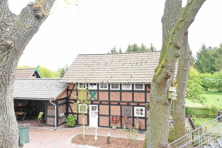 Ferienhaus für 4 Personen, mit Garten und Ausblick