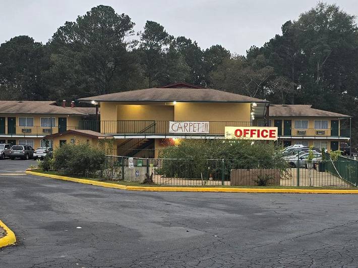 Hotel para 4 personas - 1