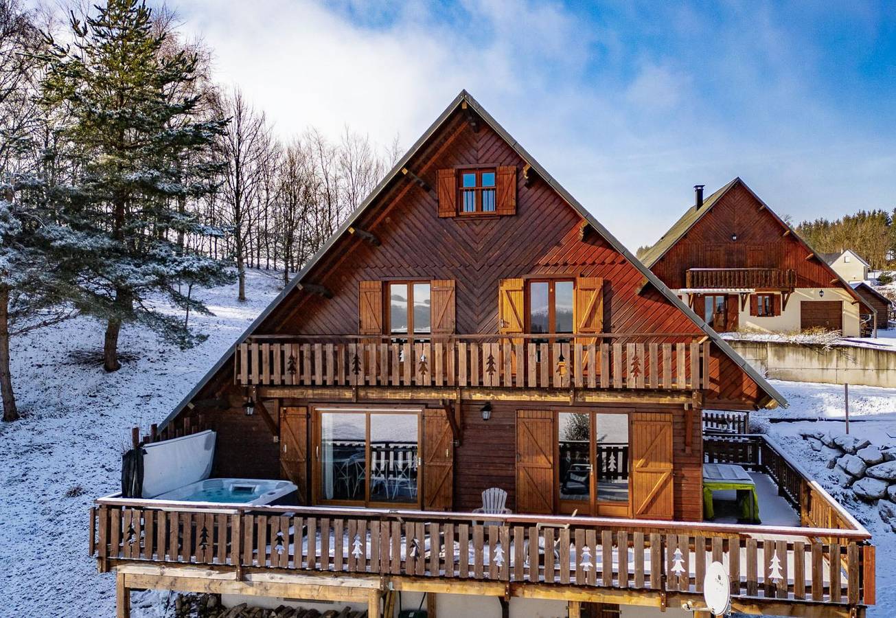 L'hermitage de Besse in Besse-et-Saint-Anastaise, Parc naturel régional des Volcans d'Auvergne
