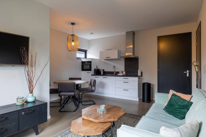 Ferienhaus für 2 Personen, mit Balkon/Terrasse und Terrasse sowie Garten
