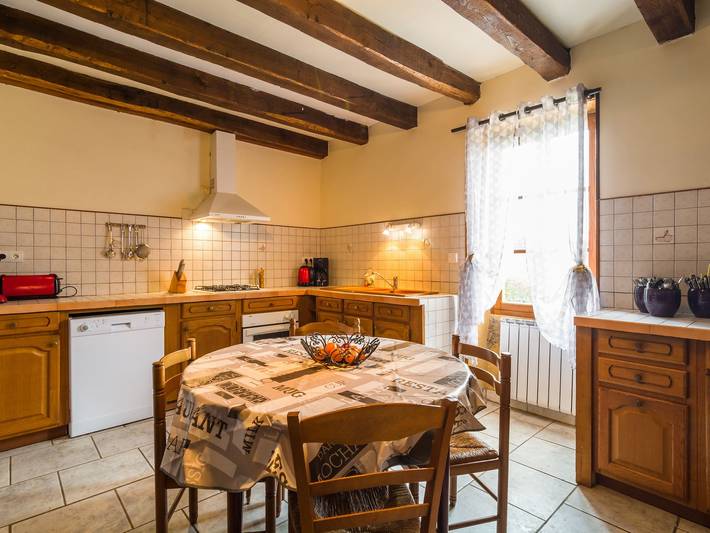 Location de vacances pour 12 personnes, avec piscine et terrasse, animaux acceptés à Blanquefort-sur-Briolance - 4