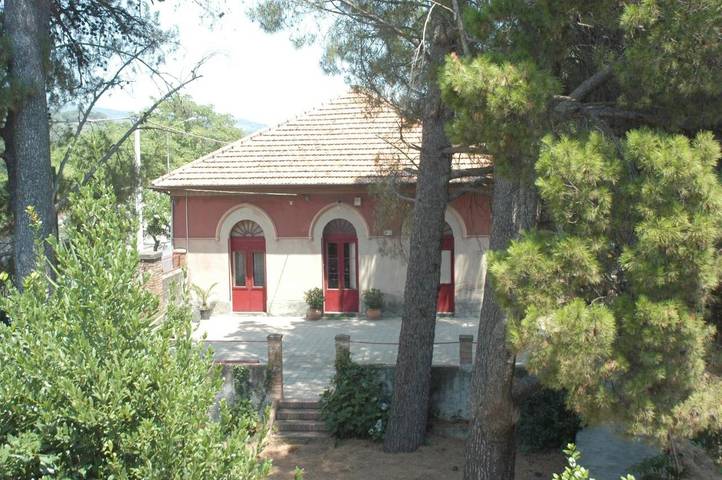 B&b per 4 persone, con Terrazza e Giardino nonché Panorama a Zafferana Etnea
