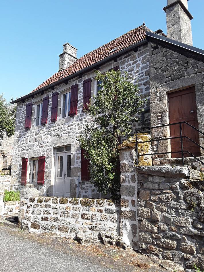 Gîte pour 6 personnes, avec piscine, animaux acceptés