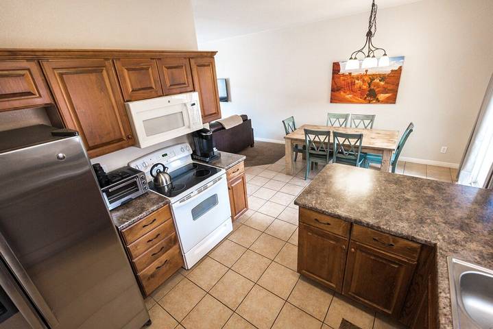 Ferienhaus für 8 Personen, mit Pool und Garten sowie Whirlpool - 1