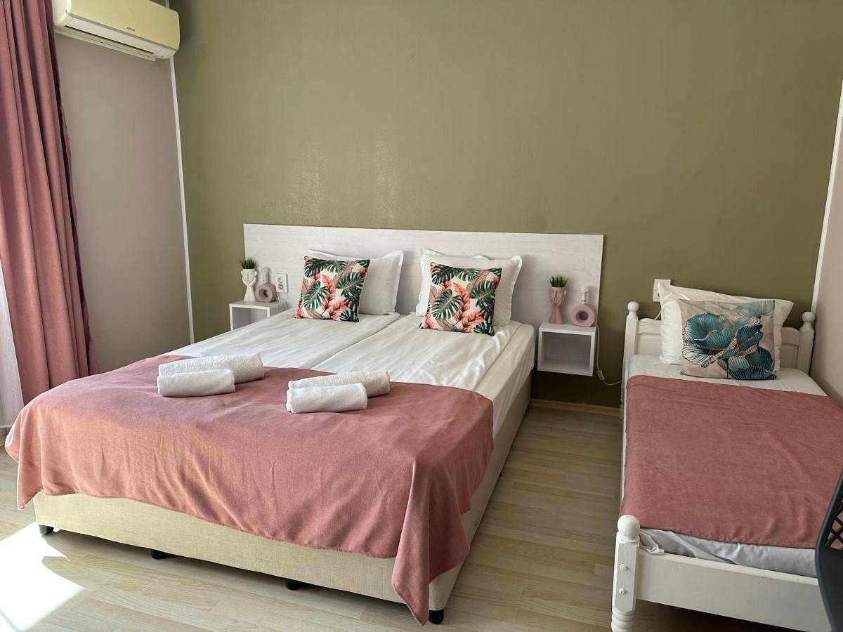 Comfort Triple Room in Nessebar, Bourgas (oblast)