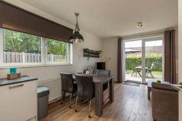 Ferienhaus für 4 Personen, mit Garten und Terrasse in Zoutelande