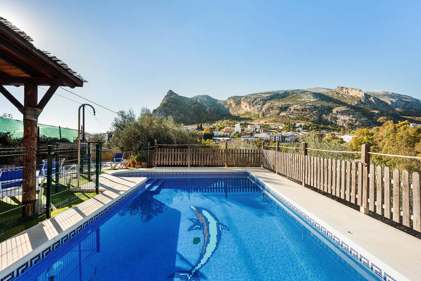 Vacation Home 'Vista Al Valle - Caminito Del Rey' with Mountain Views & Air Conditioning in Valle de Abdalajís, Málaga Province