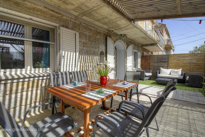 Gîte dla 4 osób, z taras w Monacia-d'Aullène