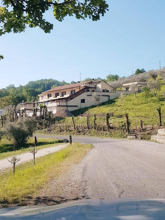 Appartamento per 8 persone, con Balcone e Terrazza nonché Giardino e Panorama a Arpino