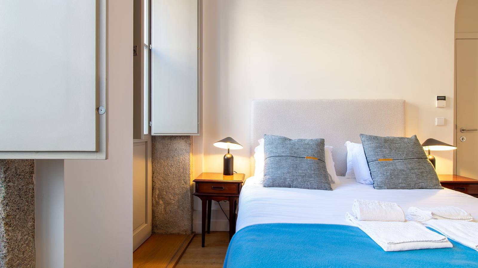 Apartamento inteiro, Wine Cellars Studio by Lovelystay in Santa Marinha e São Pedro da Afurada, Distrito do Porto