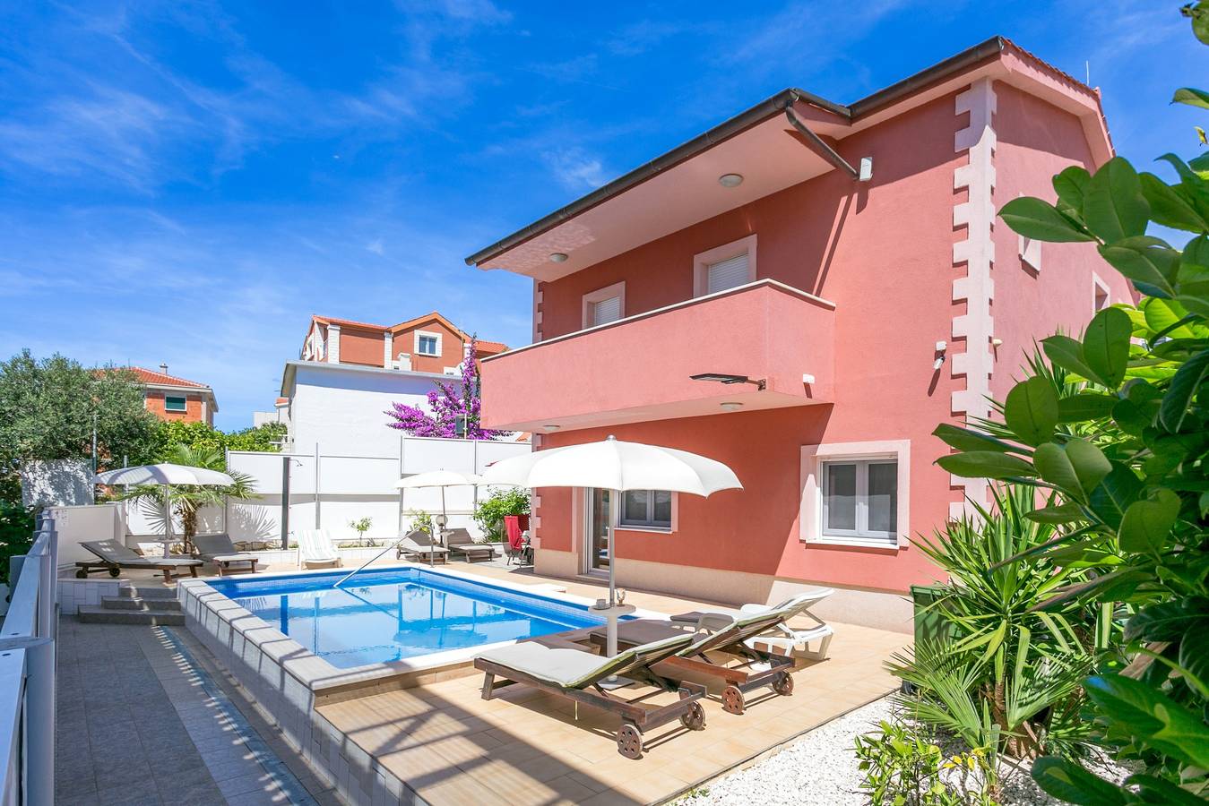 Four-bedroom house with terrace and sea view Bušinci, Čiovo K-11882 in Okrug Gornji, Ciovo
