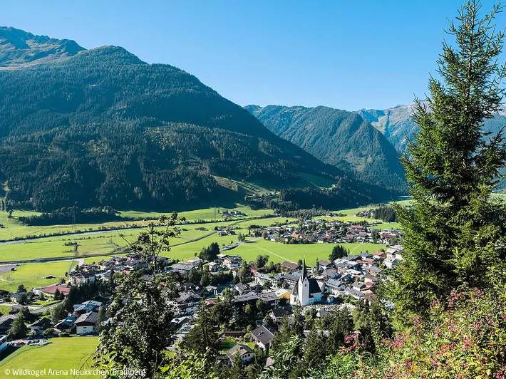 Ferienwohnung für 7 Personen, mit Balkon und Garten in Neukirchen am Großvenediger
