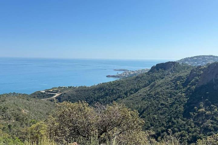 Gîte pour 4 personnes, avec vue et balcon dans Gare De Saint Raphael Valescure - 3