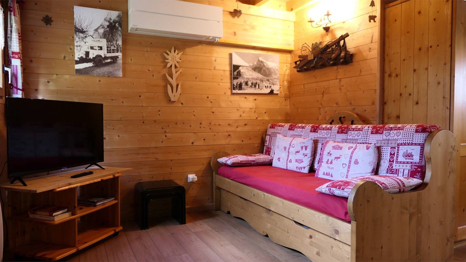 Chalet “6p Premium - La Bergeronette” con vistas a la montaña, Wi-Fi y aire acondicionado in Verchaix, Region Bonneville