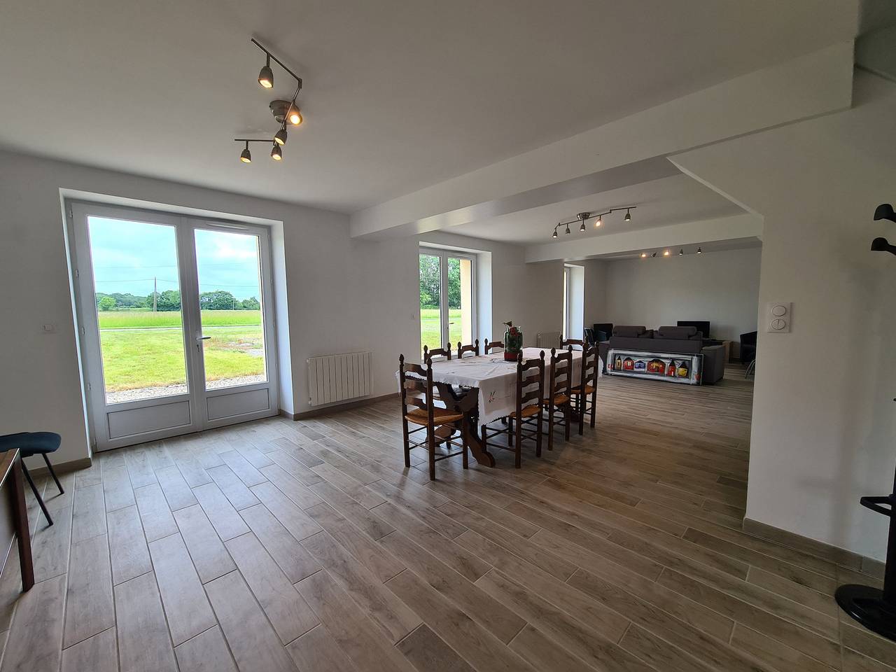Geräumiges Gîte im ruhigen Dorf, Nähe Châteauroux – Terrasse, Garten, Parkplatz in Montierchaume, Châteauroux und Umgebung