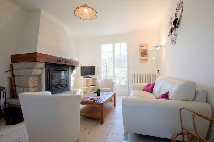 Gîte pour 4 personnes, avec jardin et terrasse à Uhart-Cize - 2