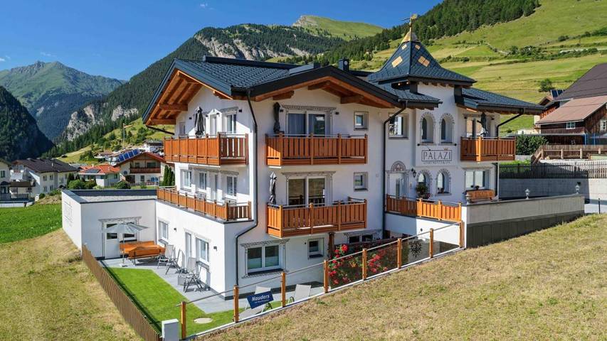 Appart’hôtel pour 10 personnes, avec jardin ainsi que vue et sauna