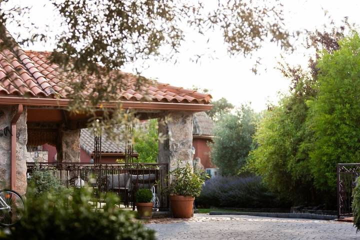 Casa rural para 2 personas, con piscina además de jardín y vistas en Provincia de Toledo - 3
