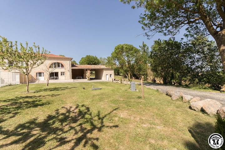 Gîte pour 6 personnes, avec jardin à Beauteville