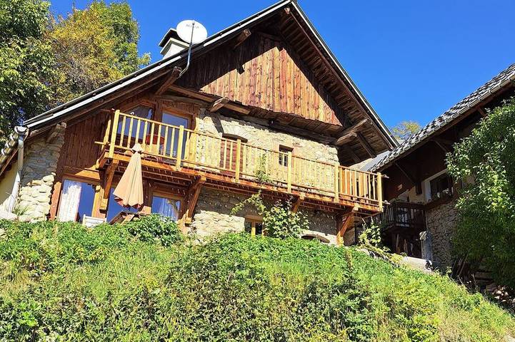 Chalet pour 6 personnes, avec balcon et jardin