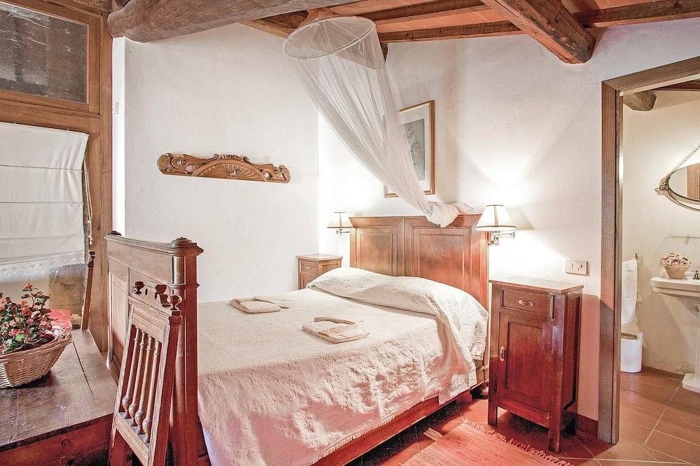 Gorgeous home in Montespertoli Fi in Montespertoli, Chianti