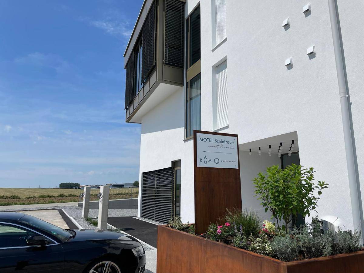 Motel Schlafraum Weng-Dein smartes Hotel-contactless check-In in Braunau am Inn
