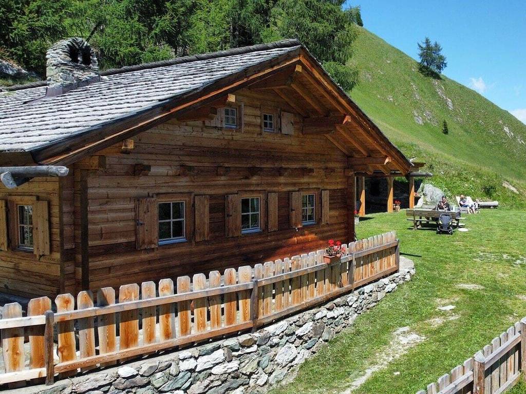 Sagritzerwirts Almhüttl in Hohe Tauern, Großkirchheim