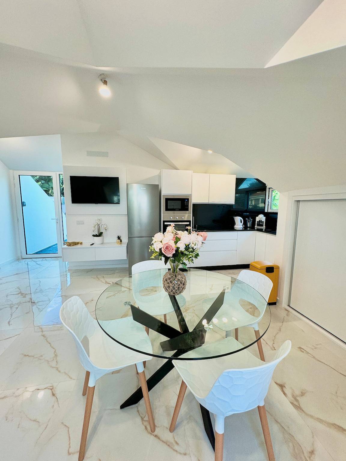Maison de vacances 'Refúgio Do Vale Verde' avec vue sur la mer, terrasse privée et Wi-Fi in Pináculo, Ponta do Sol