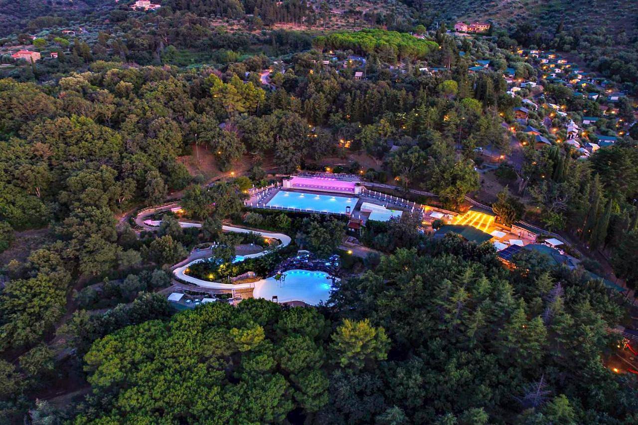 Tent with Shared Bathroom (2 People) in Scarlino, Provincia di Grosseto