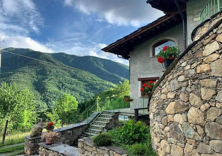 Maison d’hôte pour 2 personnes, avec vue et terrasse, animaux acceptés
