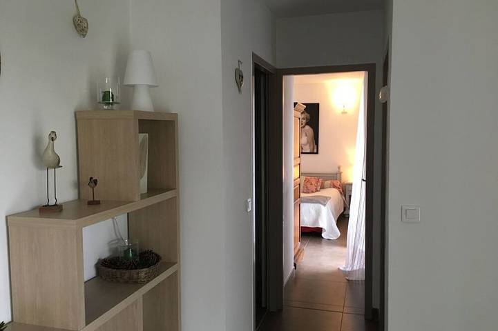 Location de vacances pour 3 personnes, avec terrasse et jardin à Bastelicaccia - 3
