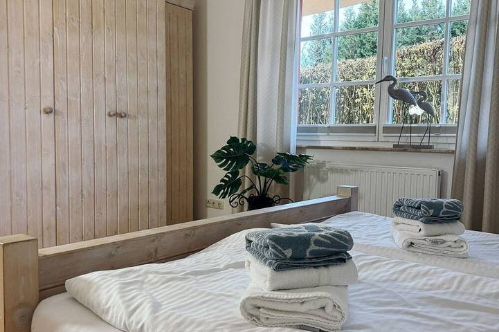 Cottage für 4 Personen, mit Pool und Garten, mit Haustier in Groß Zicker - 3
