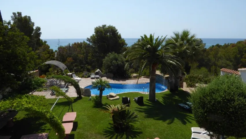 Apartamento de vacaciones para 4 personas, con jardín además de piscina y vistas, Se admiten mascotas - 1