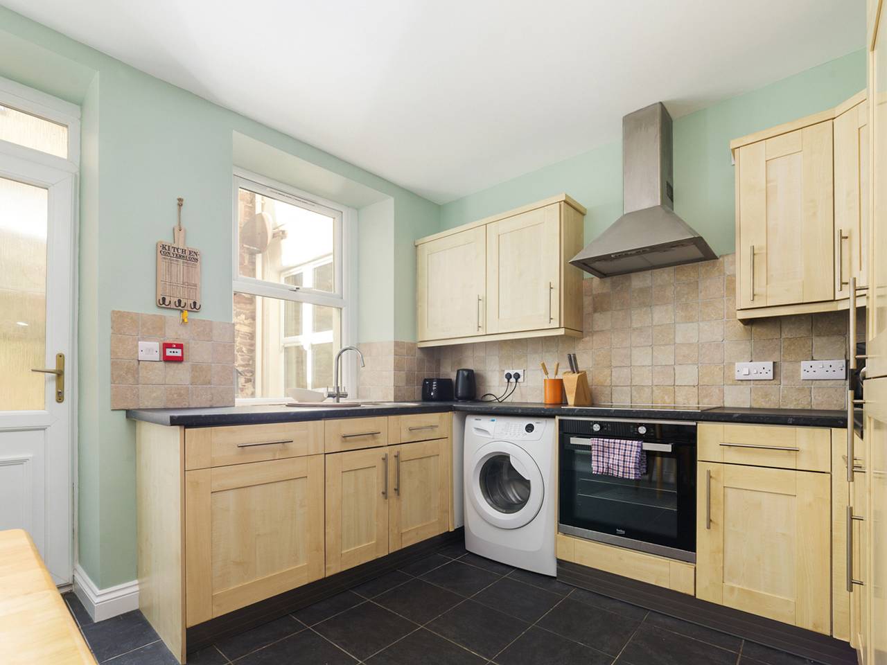 Entire apartment, The Garden Apartment in Peel, Glenfaba