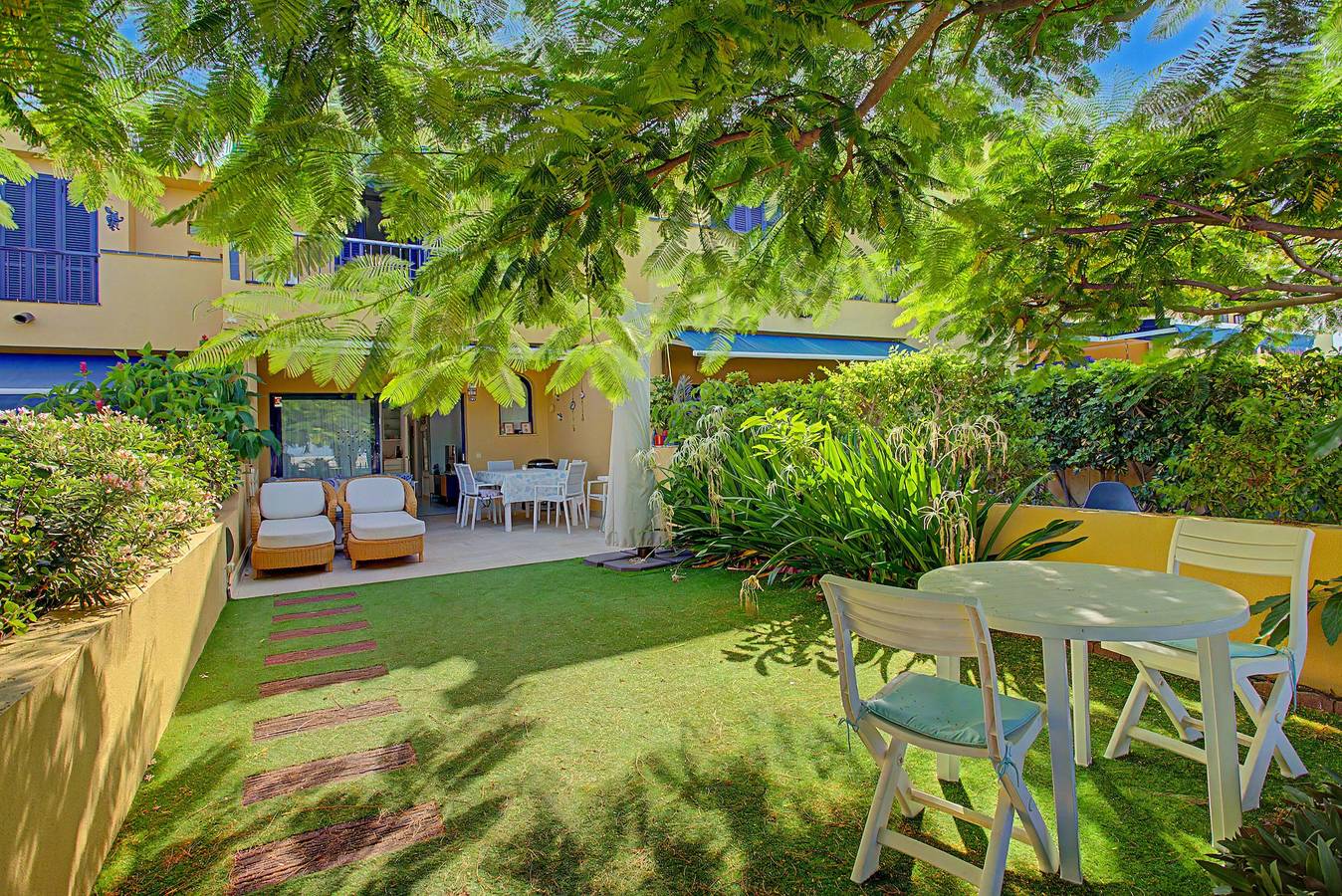 Vacation Home 'Bungalow Meloneras' with Sea View, Wi-Fi and Air Conditioning in Playa de las Meloneras, San Bartolomé de Tirajana