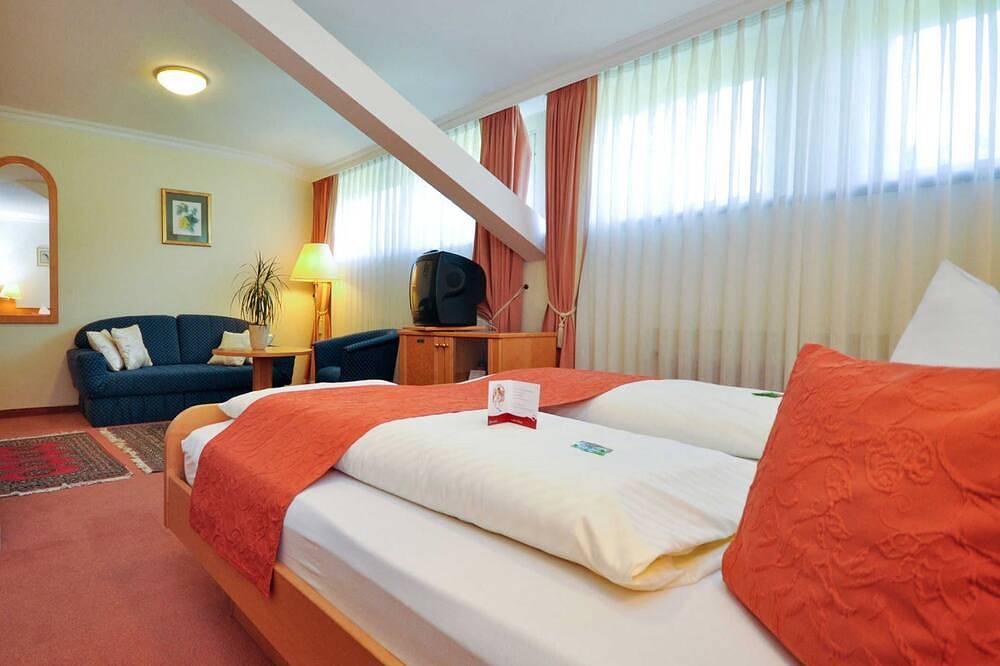Standard double room - Hotel Quellenhof in Bad Wiessee, Bavarian Alps