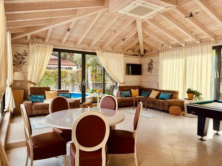 Ferienwohnung für 2 Personen, mit Ausblick und Terrasse sowie Pool in Pjescana Uvala - 2